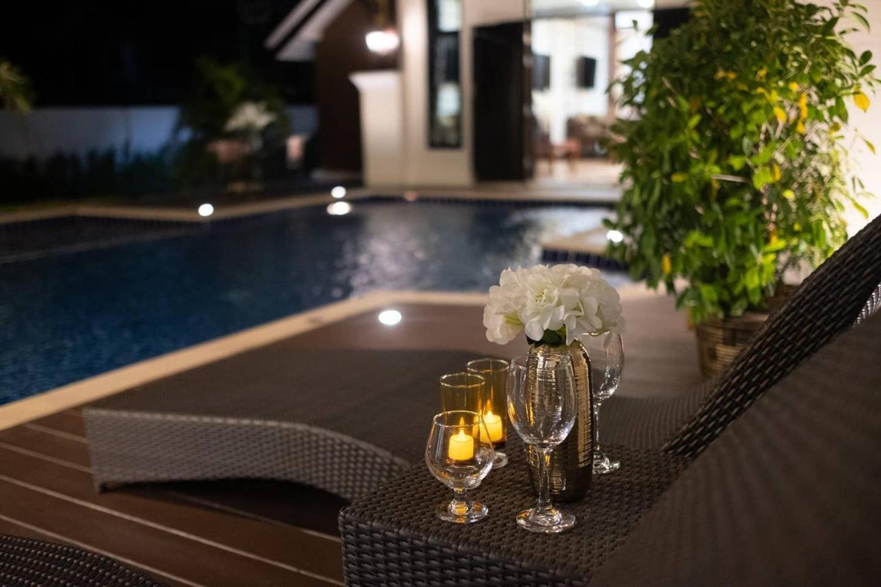 Lanna Kamin Pool Villa Airport Chiang Mai Dış mekan fotoğraf